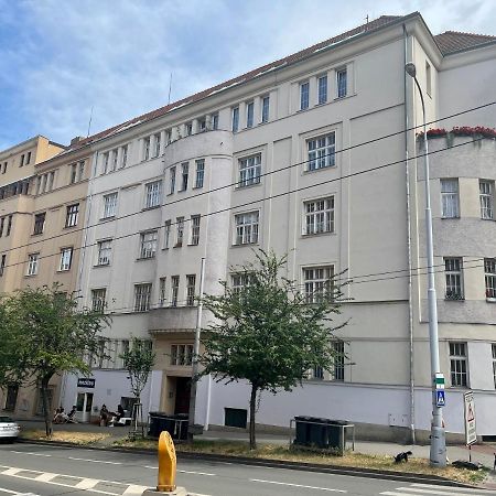 Internesto Brno Luzanky Apartment Екстериор снимка